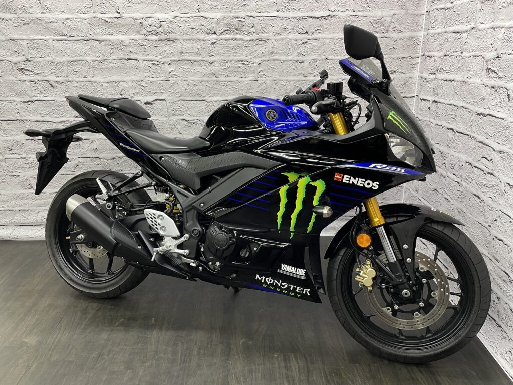 YZF-R25